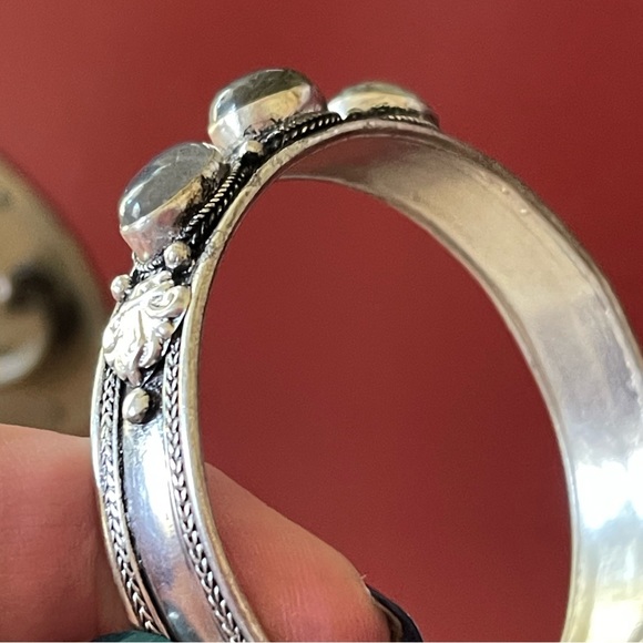 Nepali gemstone bracelets - Picture 10 of 10